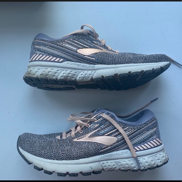 brooks adrenaline rose gold